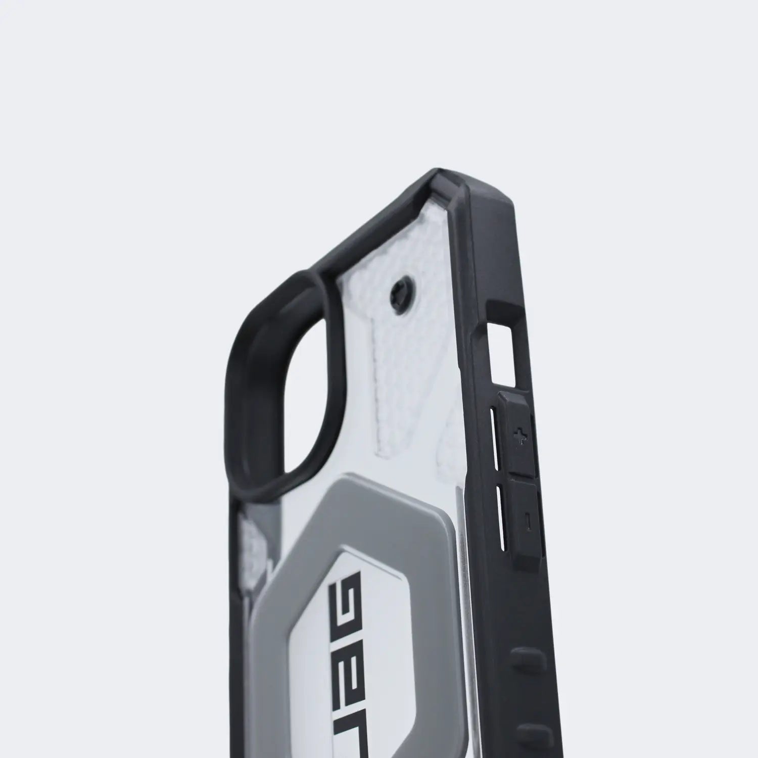 UAG Pathfinder Magsafe Clear Case iPhone 15 Series